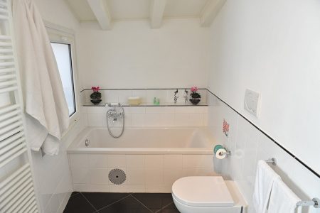 Apartment Florence San Miniato Bathroom